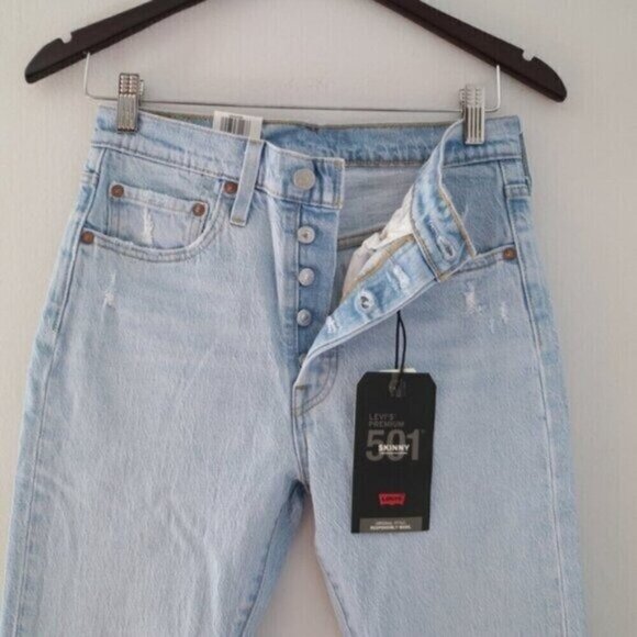 NWT Levi's 501 Jeans Size 28 High Waist Distressed Blue Light Wash Skinny - Picture 5 of 7